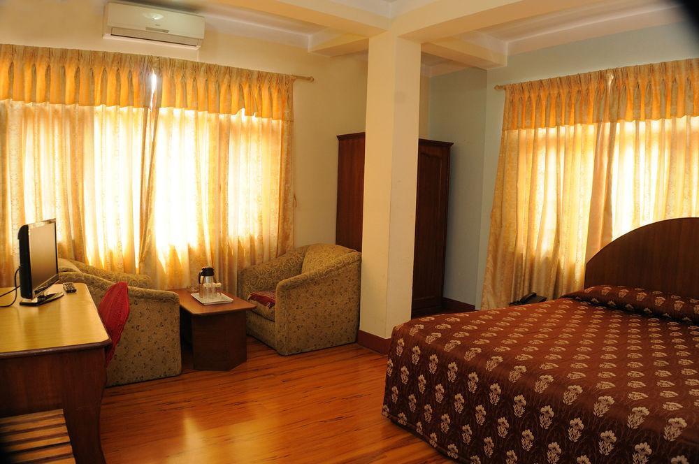 Hotel Brihaspati Kathmandu Exteriör bild
