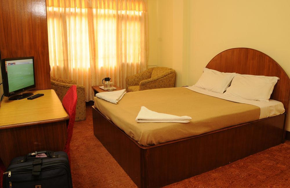 Hotel Brihaspati Kathmandu Exteriör bild
