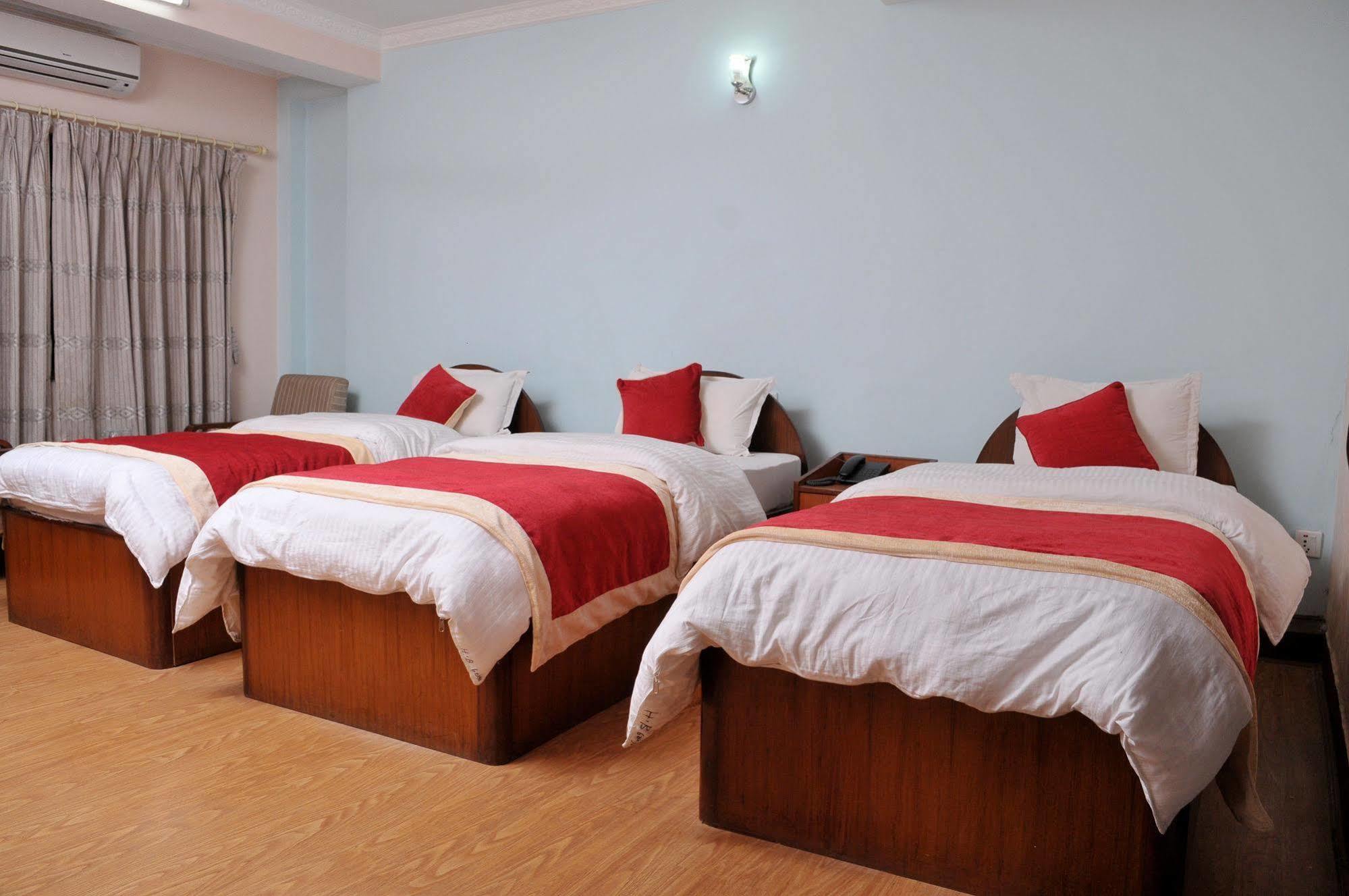Hotel Brihaspati Kathmandu Exteriör bild