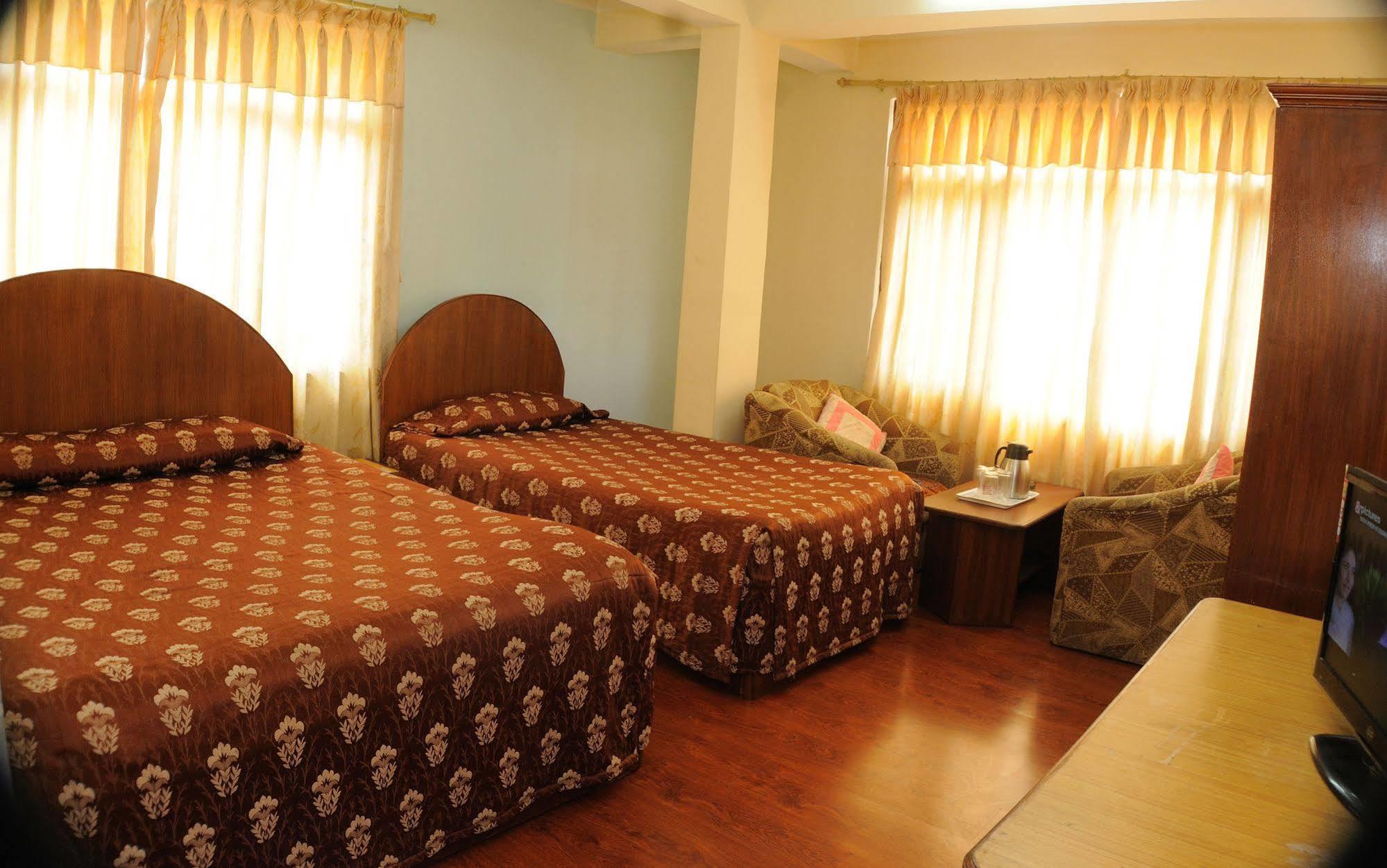 Hotel Brihaspati Kathmandu Exteriör bild