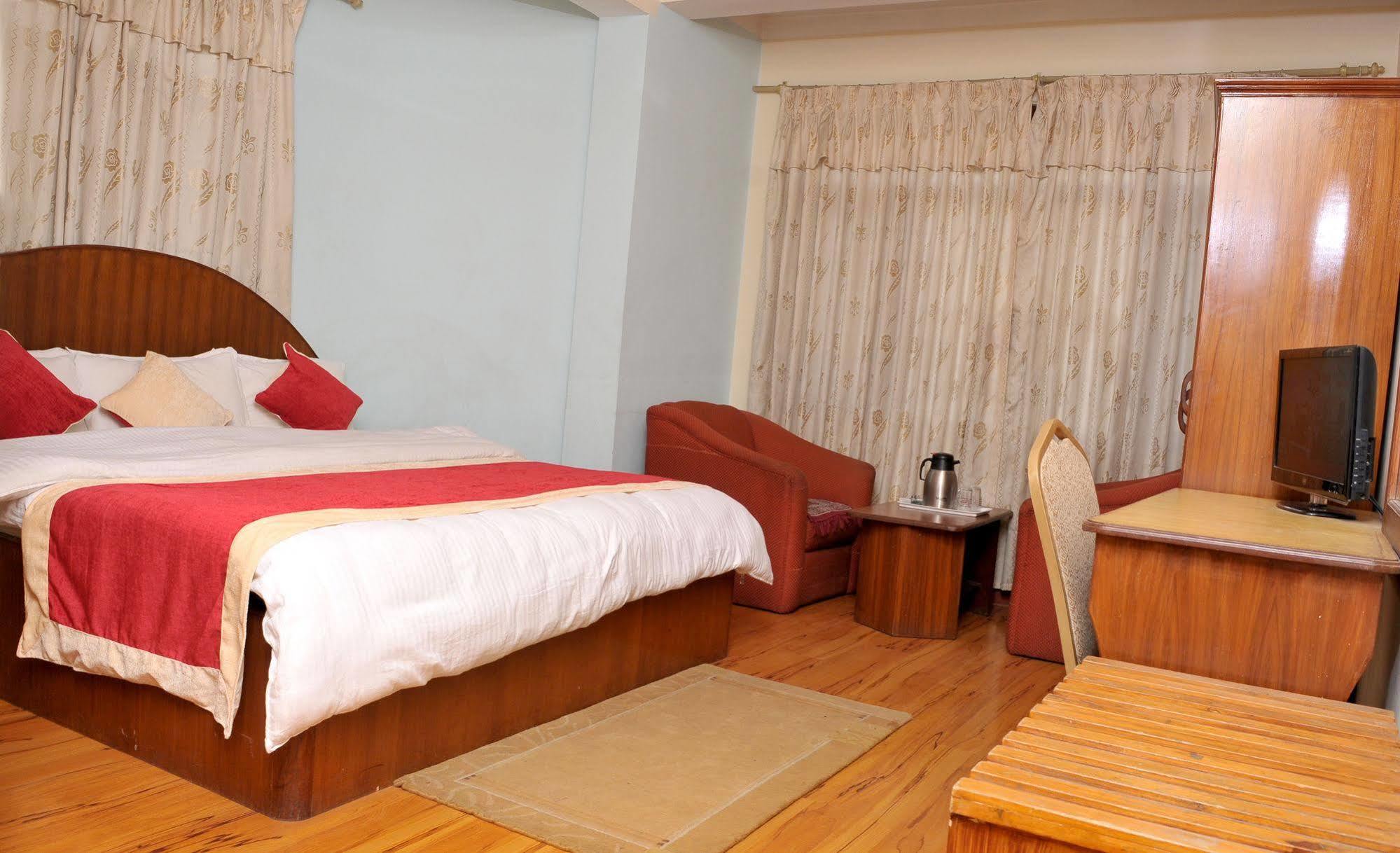 Hotel Brihaspati Kathmandu Exteriör bild