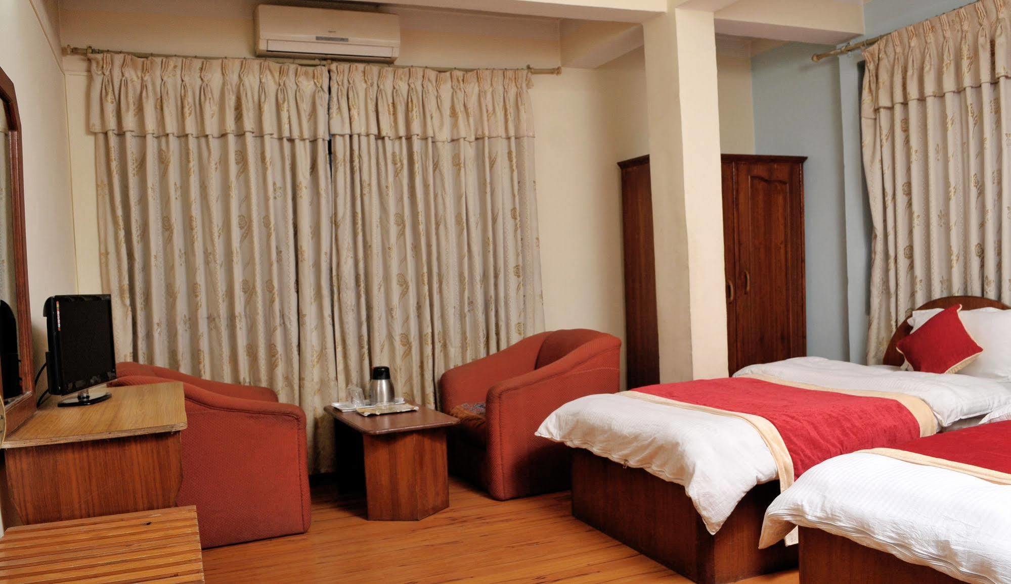 Hotel Brihaspati Kathmandu Exteriör bild