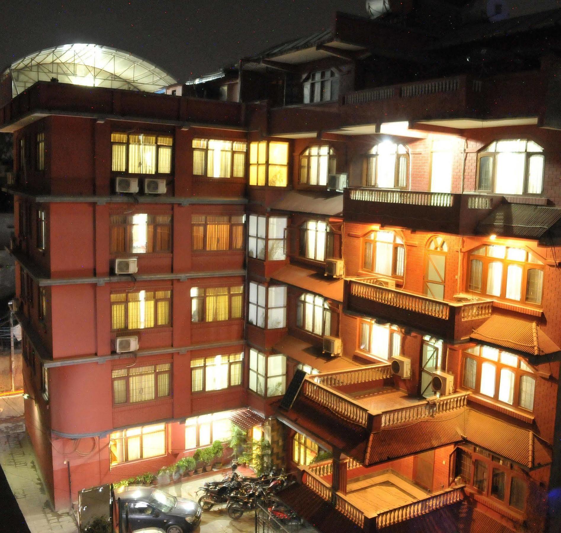 Hotel Brihaspati Kathmandu Exteriör bild