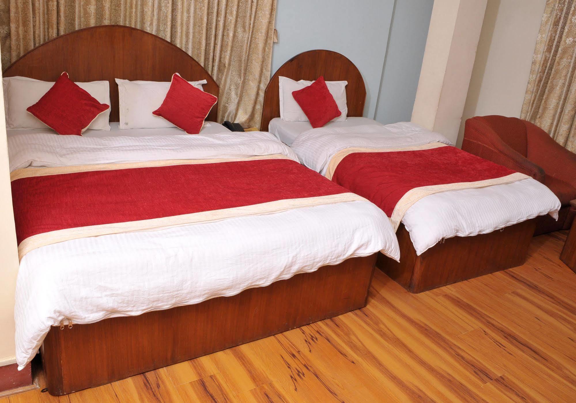 Hotel Brihaspati Kathmandu Exteriör bild