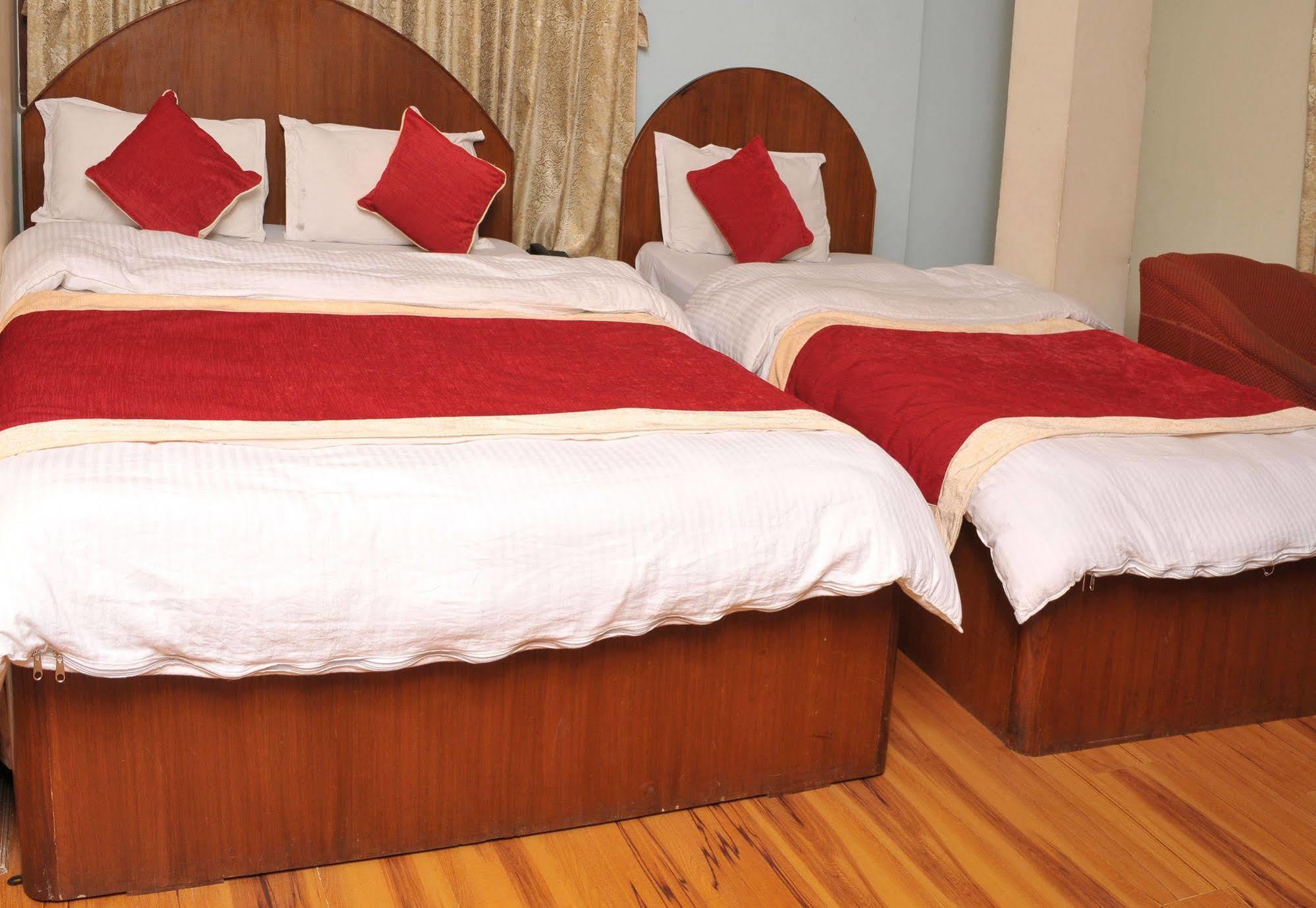 Hotel Brihaspati Kathmandu Exteriör bild