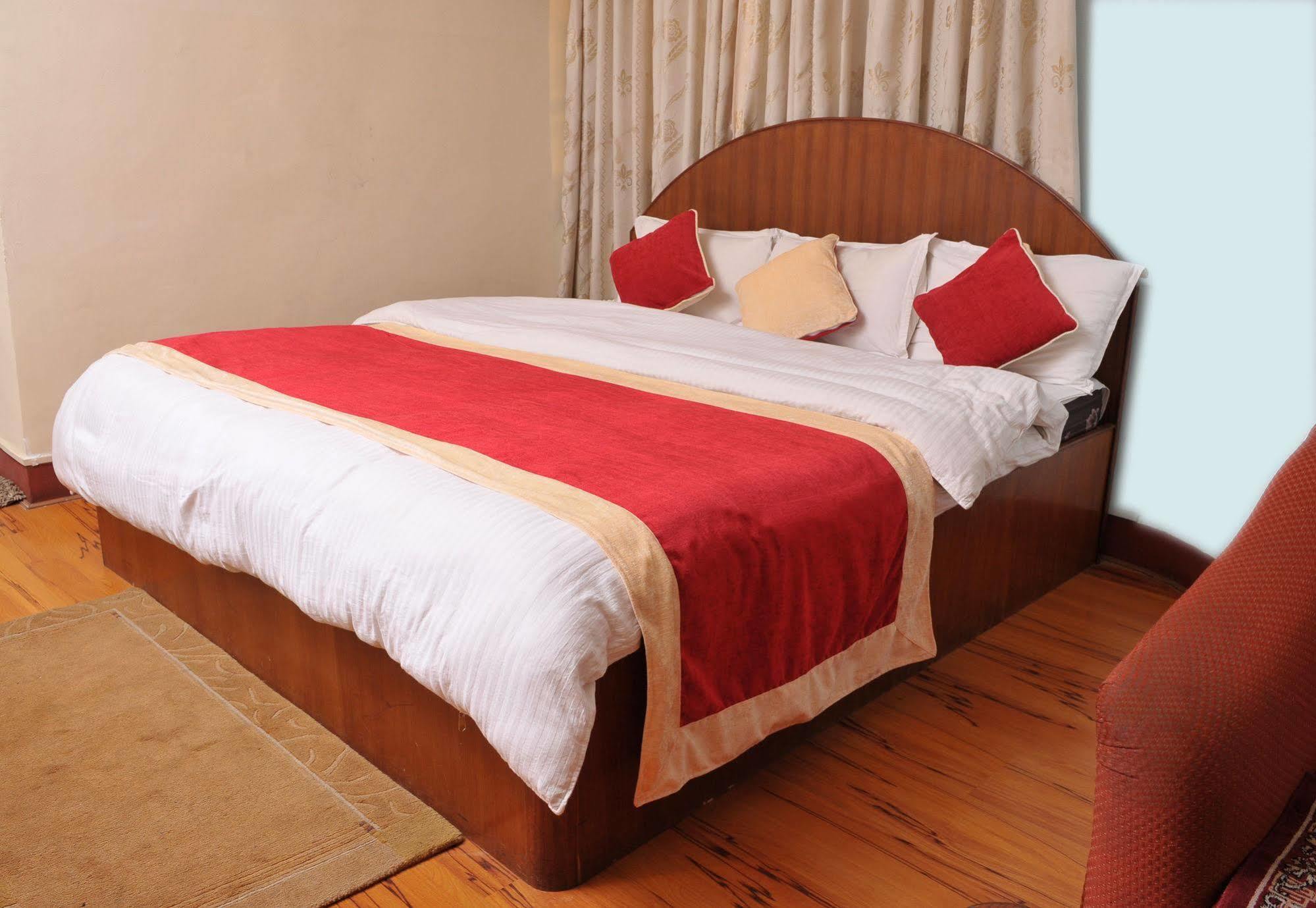 Hotel Brihaspati Kathmandu Exteriör bild